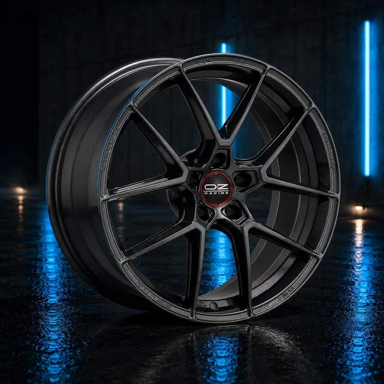 Open multi-spoke wheel with a clearly visible barrel